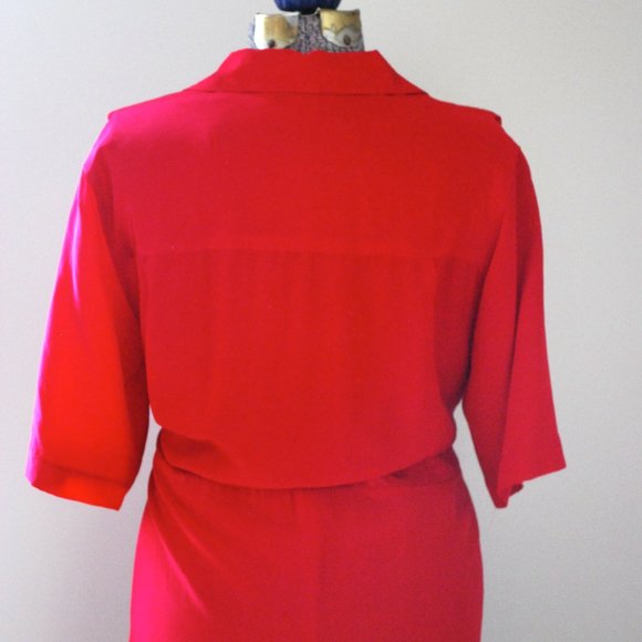 100% Silk Cherry Red Collared Dress - Picture 10 of 12